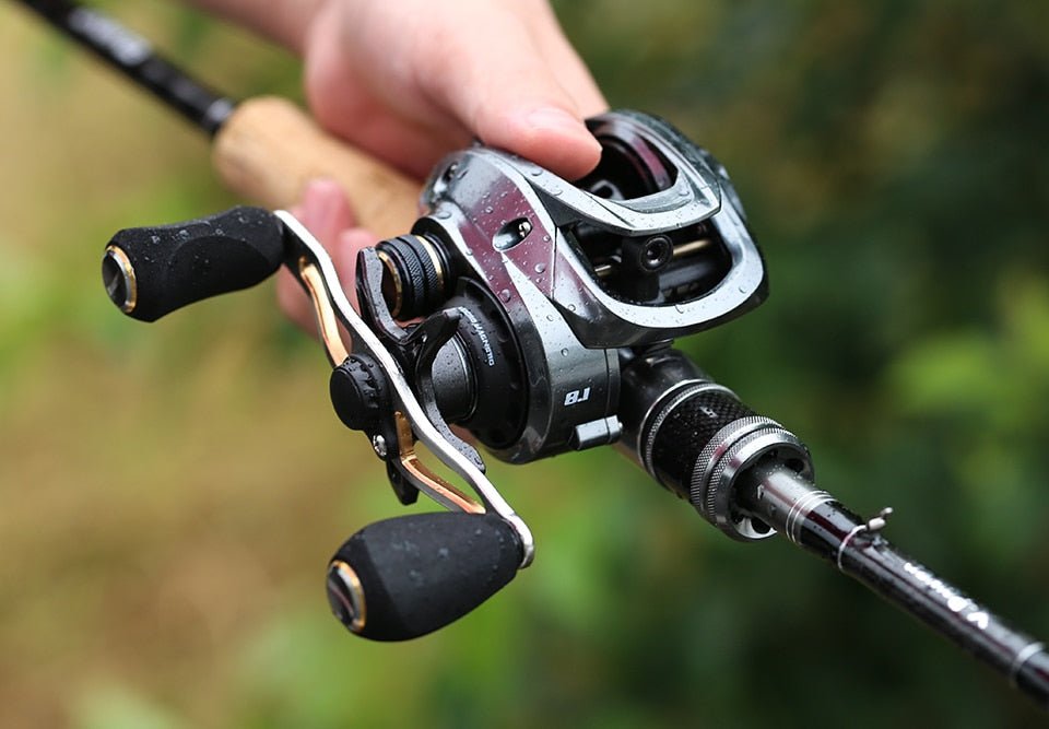 Premium Baitcaster Fisher Reel - Silver image 11