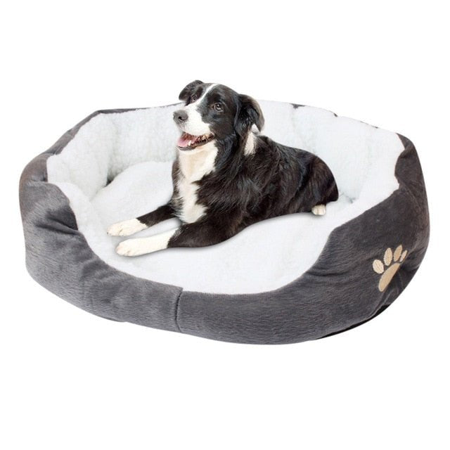Small Comfy Washable Round Dog Bed image 3