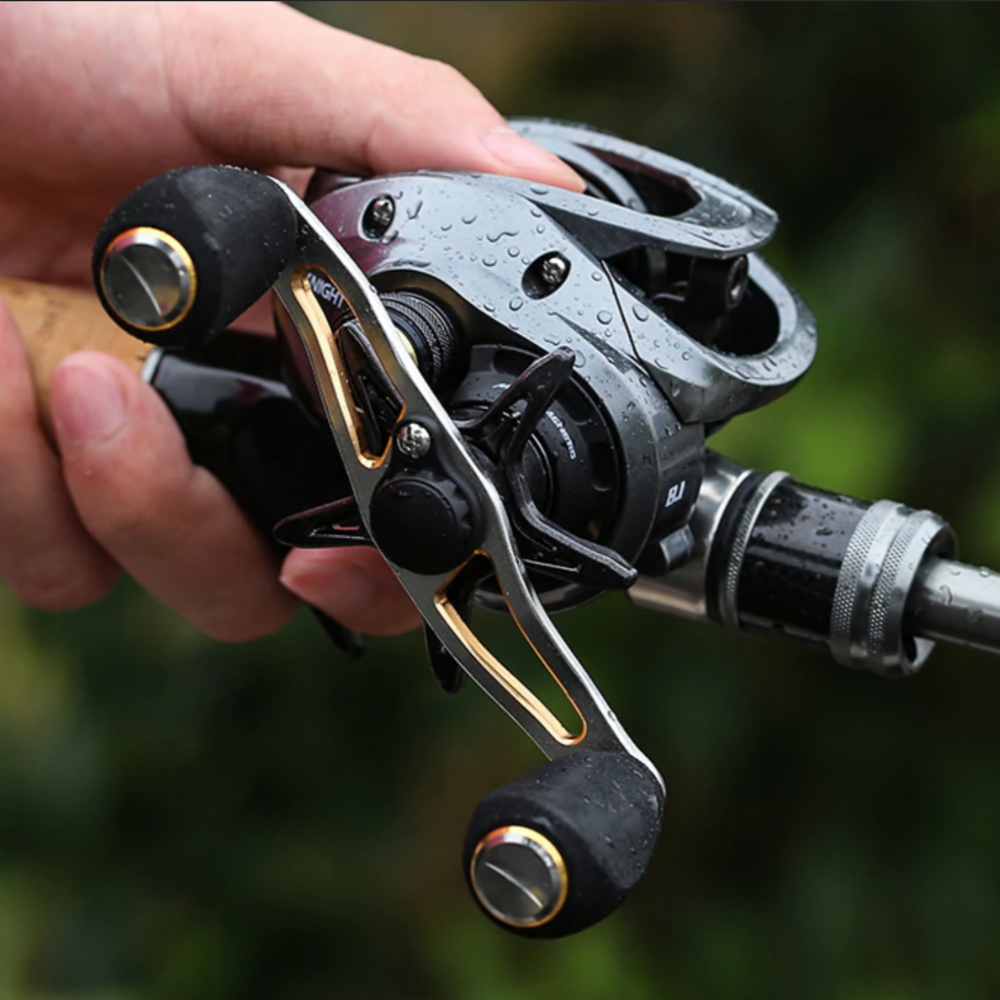 Premium Baitcaster Fisher Reel - Silver image