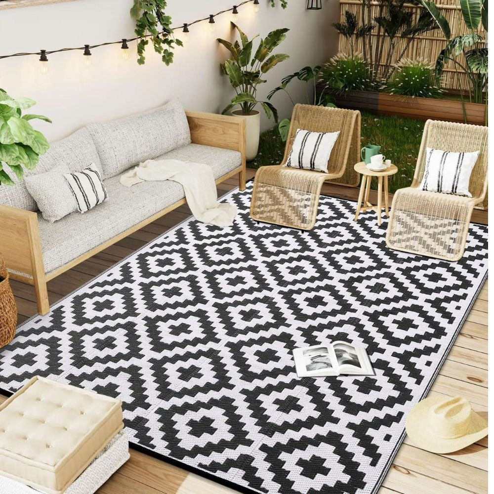 Reversible Outdoor Plastic Rug – Waterproof Camping & RV Mat for Patio, Rooftop & Garden