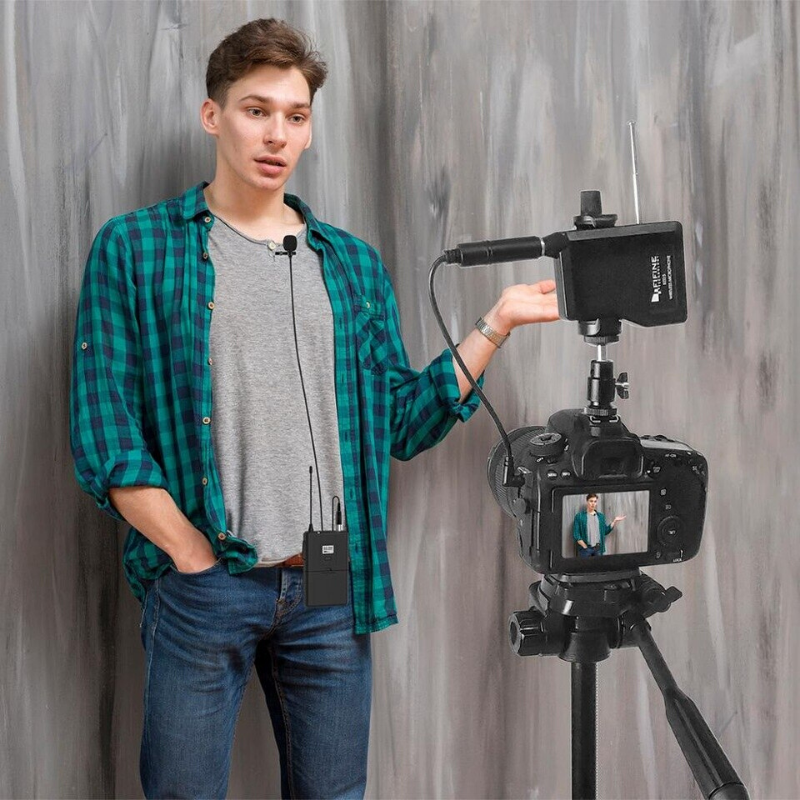 Wireless Lavalier Lapel Microphone System image 5