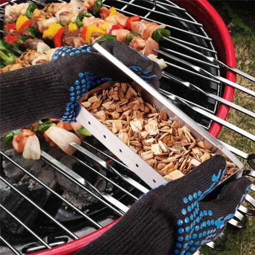 Premium Gas Grill Wood Chip Smoker Box - Image 3