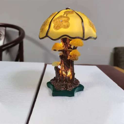 Stained Glass Plant Series Table Lamp - Image 8